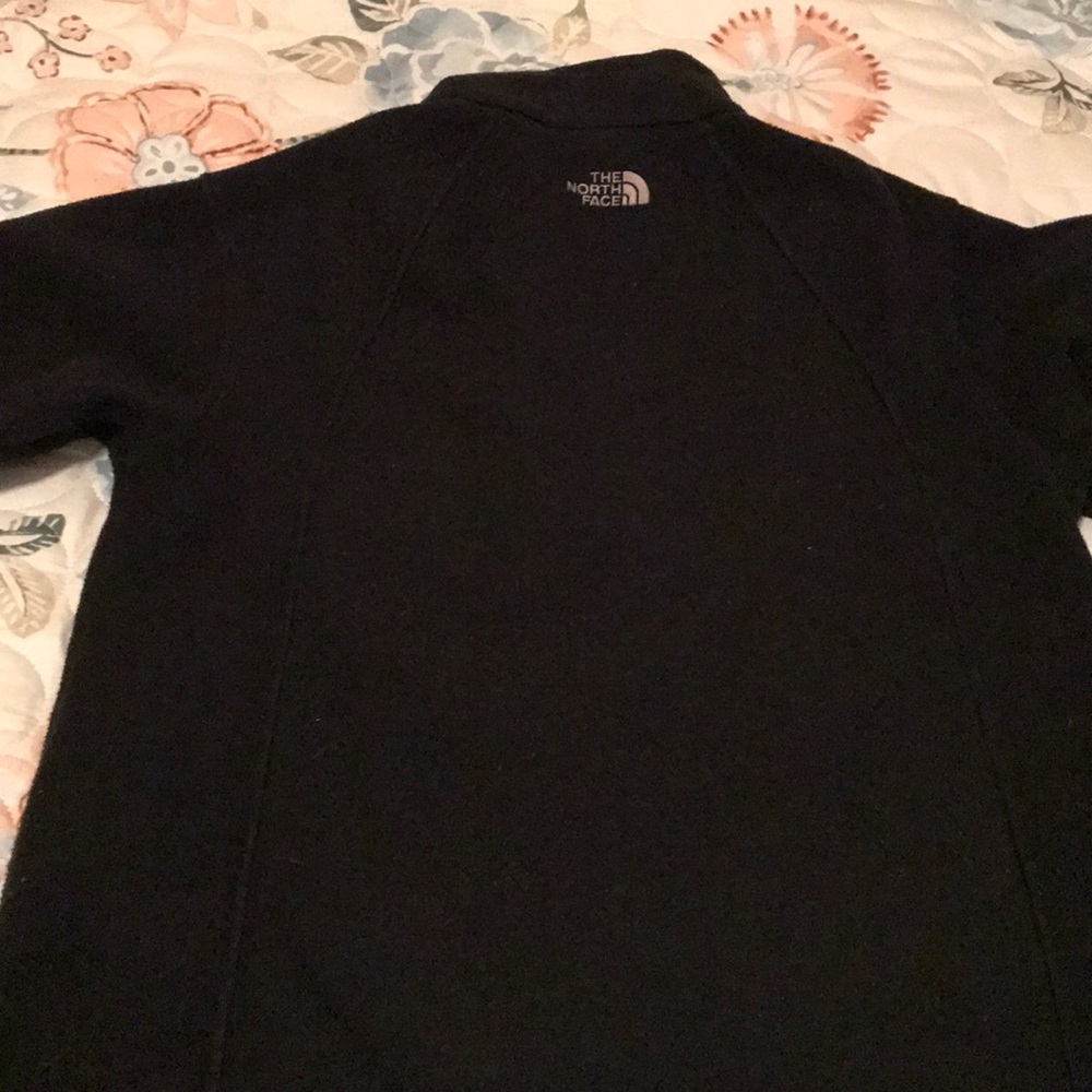 North face jacket - Picture 3 of 3